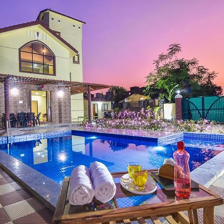Lifeline Villas - Mountain View 3Bhk Big Pool Villa With Baby Pool Лонавала Екстериор снимка